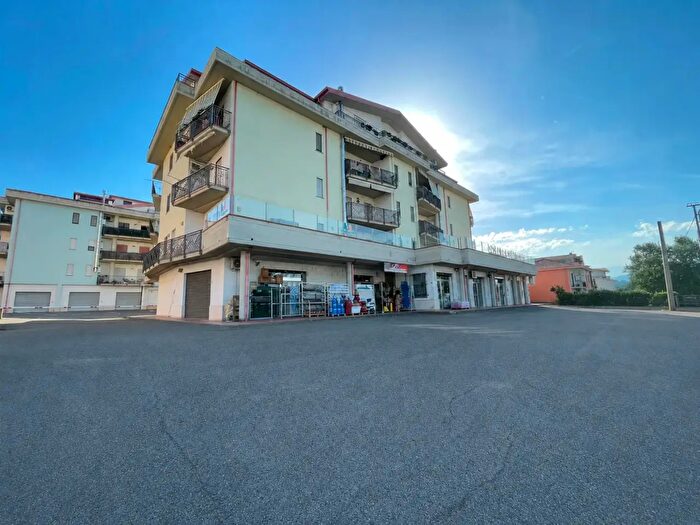 Appartamento bilocale in vendita in Corso Italia, Montalto Uffugo