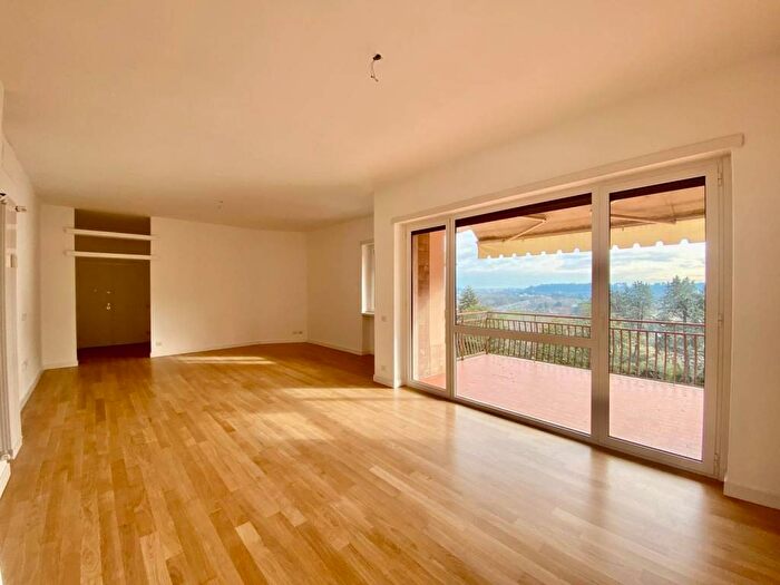 Appartamento con 6 locali in affitto in Via Guido Banti, Fleming, Roma