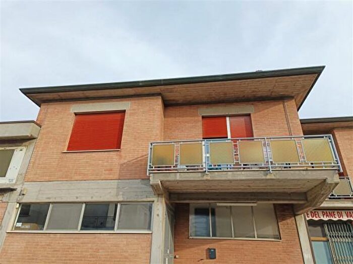 Appartamento con 5 locali in vendita in Via Fiorita B, Bagnacavallo