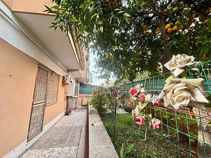 Appartamento monolocale in vendita in Via degli Accolti, Roma