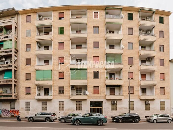 Appartamento trilocale in vendita in Via Paolo Solaroli B, Milano