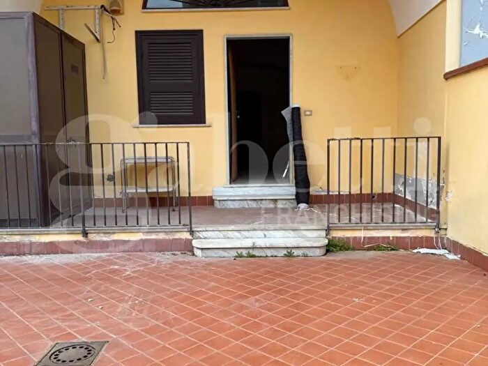 Appartamento trilocale in vendita in Succivo