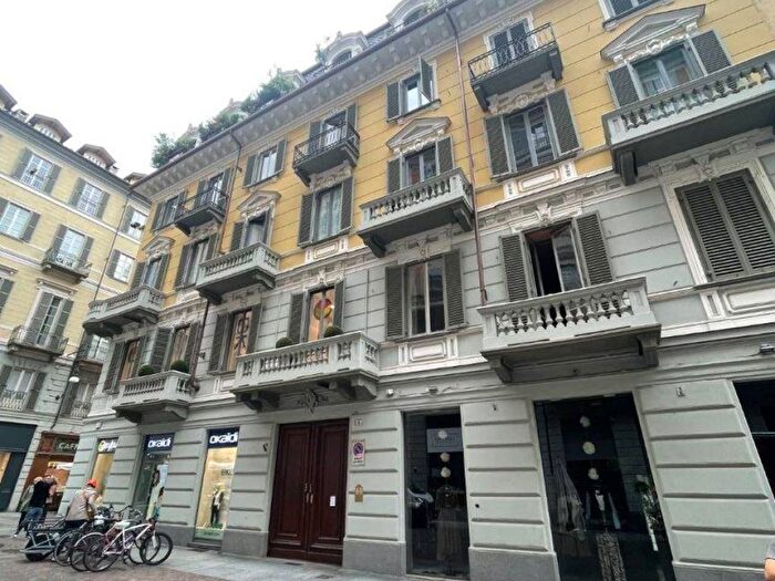 Appartamento con 5 locali in affitto in Via Giuseppe Mazzini, Via Roma, Torino
