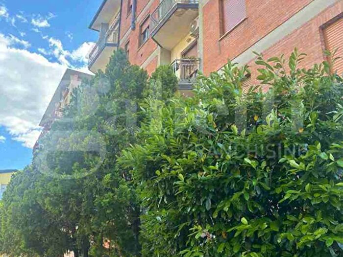 Appartamento con 6 locali in affitto in Via Poerio, Ponte Crencano, Verona