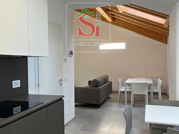 Appartamento trilocale in affitto in Via Matteoti, Centro, Caravaggio