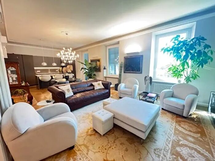 Appartamento con 6 locali in vendita in La Spezia