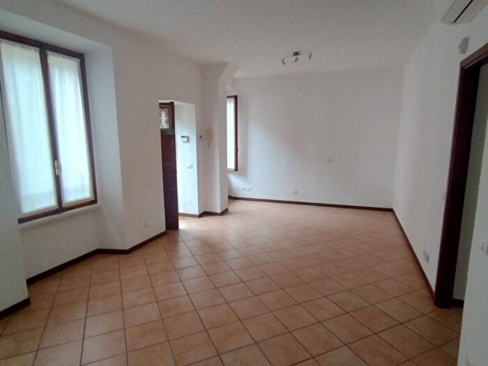 Appartamento trilocale in affitto in Via Carlo Ravizza, Vercelli Wagner, Milano