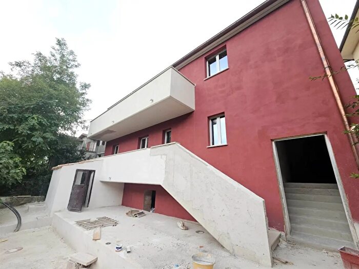 Appartamento trilocale in vendita in San Severino Marche