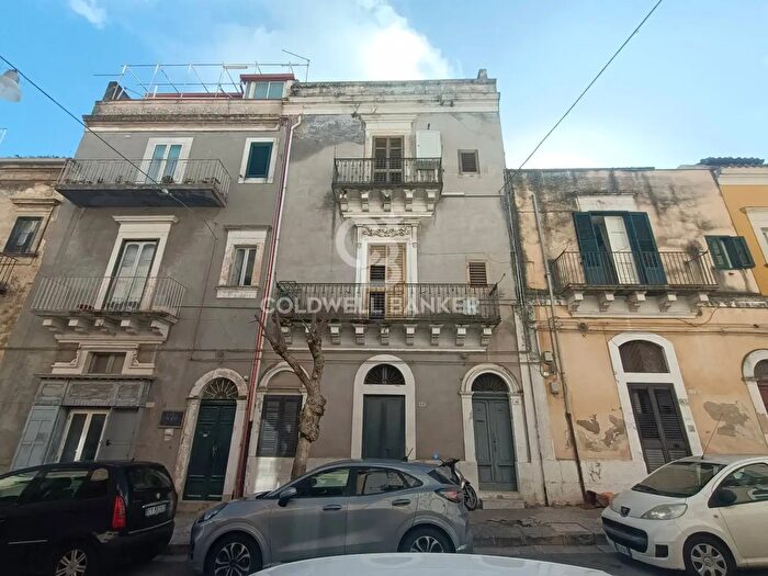 Casa bilocale in vendita in Via Dante, Ragusa