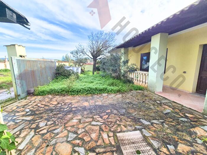 Casa con 5 locali in vendita in Via del Pesco Fiorito, Quartu SantElena