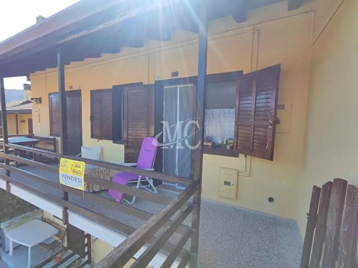 Appartamento trilocale in vendita in Frazione Brozzi Ilaresi, Vallarsa