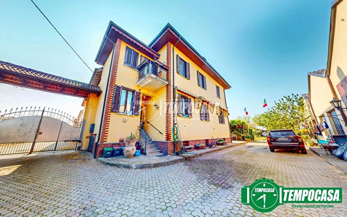 Casa quadrilocale in vendita in Frascarolo