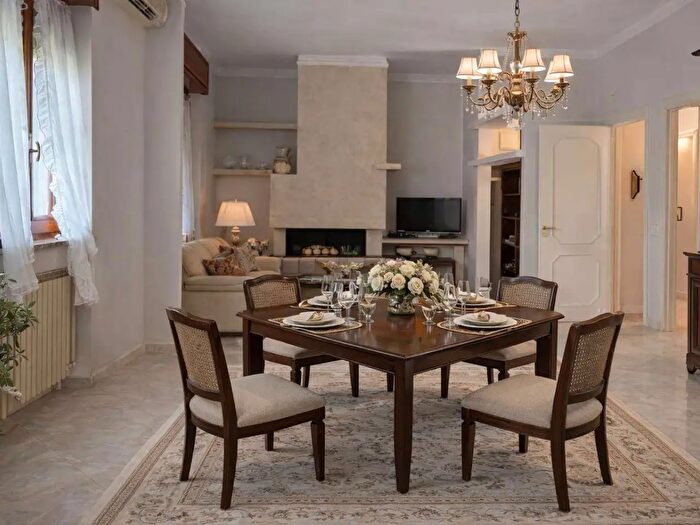 Appartamento con 5 locali in vendita in Via Verga, Francavilla Fontana