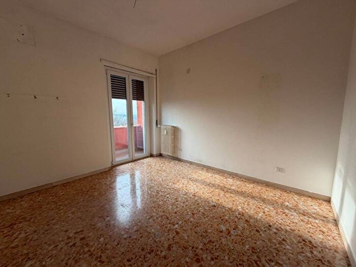 Appartamento quadrilocale in affitto in Via Nomentana, Città Giardino, Roma