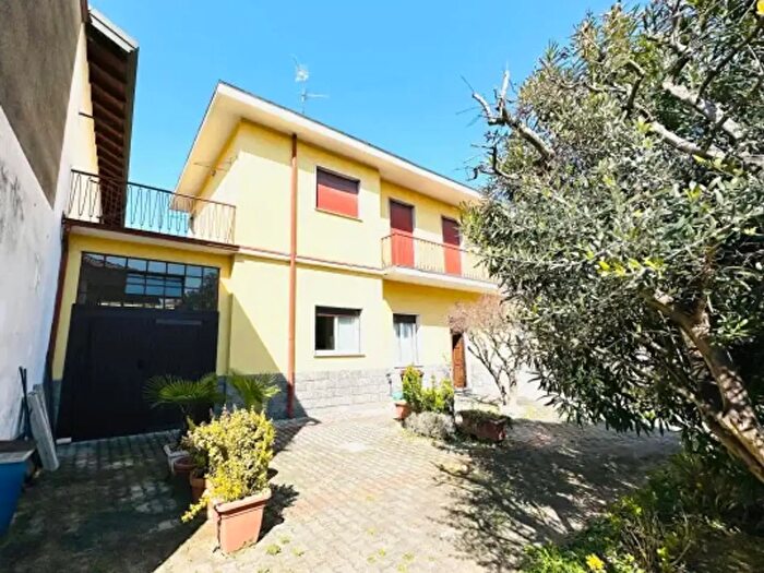 Casa con 5 locali in vendita in Via col di Lana, Cerro Maggiore