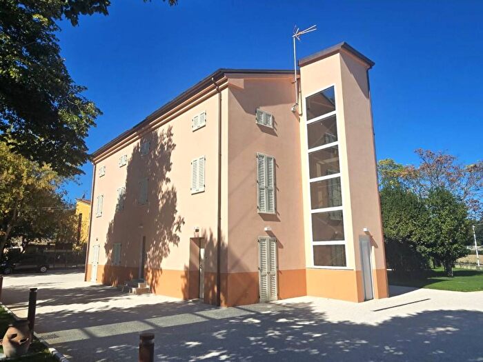 Appartamento quadrilocale in affitto in Contrada Majanesi, Treia