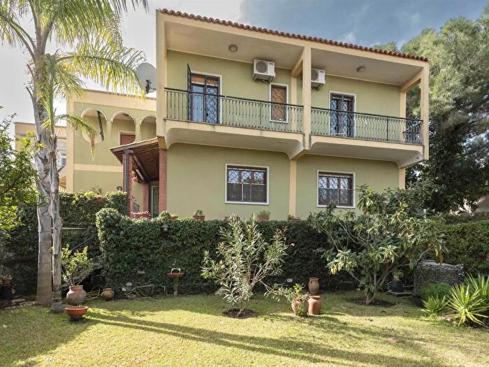 Casa con 5 locali in vendita in Tremestieri Etneo