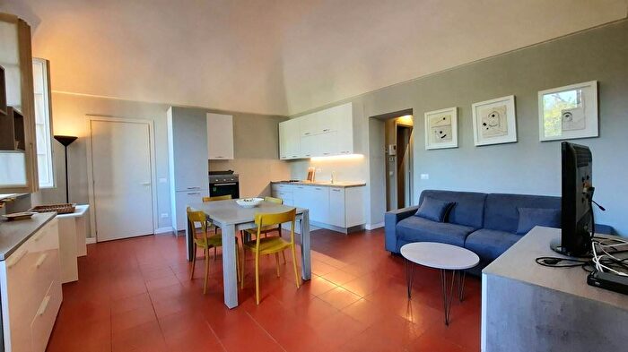 Appartamento trilocale in affitto in Via Giovanni Battista Scalabrini, Politecnico Scalabrini, Piacenza