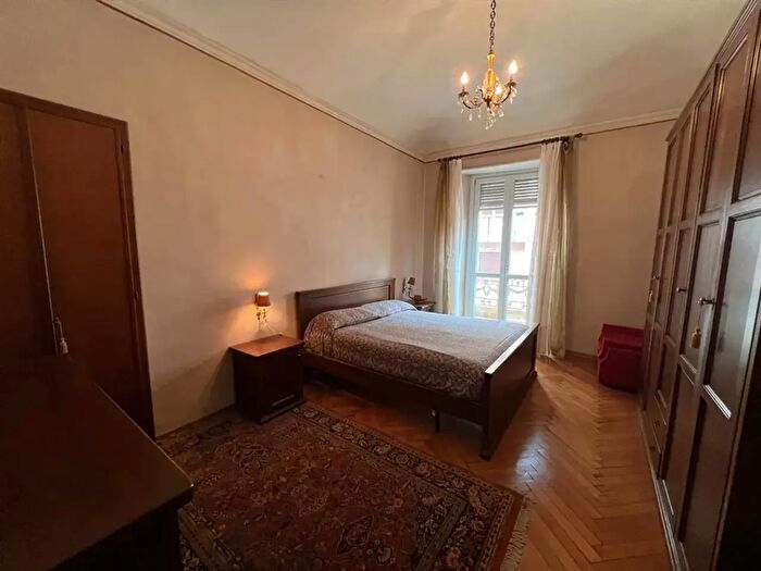 Appartamento quadrilocale in affitto in Via Palmieri, Torino