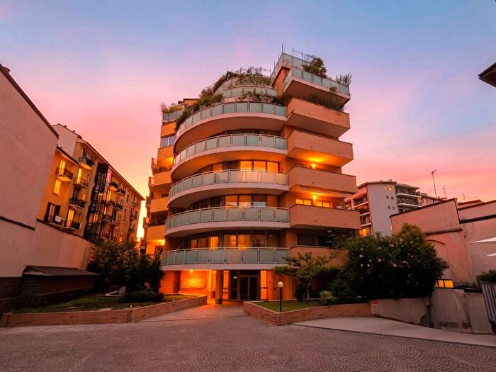 Appartamento bilocale in affitto in Via Pietro Pomponazzi, Pezzotti Meda, Milano