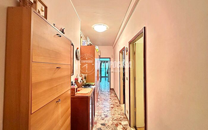 Appartamento trilocale in vendita in Modena