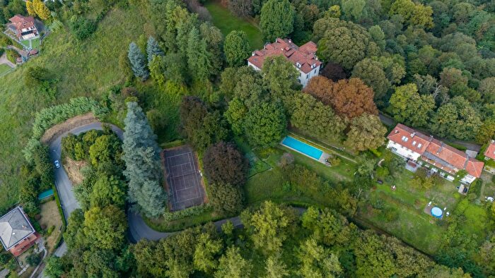 Appartamento con 6 locali in vendita in Via Lunga, San Mauro Torinese