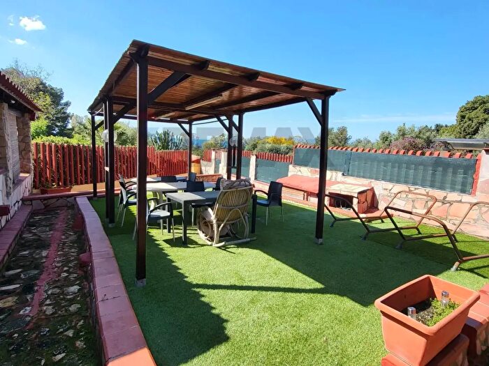 Casa trilocale in vendita in Via delle Acacie, Quartu SantElena