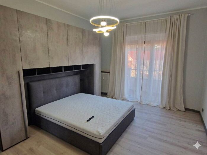 Appartamento trilocale in affitto in Via Ventimiglia, Italia, Torino