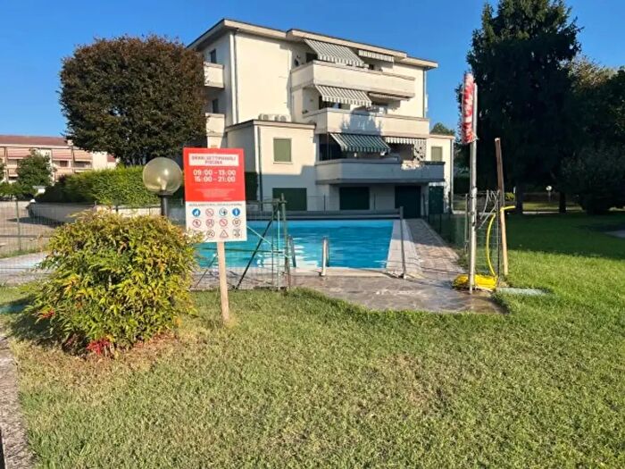 Appartamento trilocale in affitto in Via Camillo Benso di Cavour C, Suzzara
