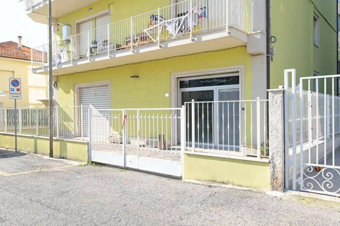 Appartamento quadrilocale in vendita in Via Fusinato, San Benedetto Del Tronto