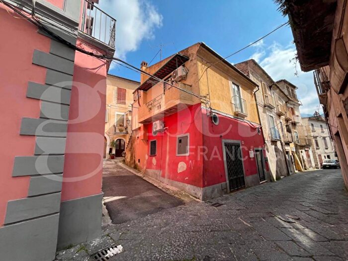 Appartamento bilocale in affitto in Via Angelo Scorciarini Coppola, Piedimonte Matese