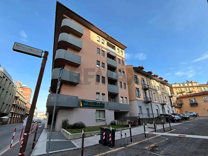 Appartamento monolocale in affitto in Via Medaglie dOro, Varese