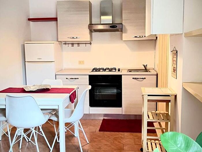 Appartamento bilocale in affitto in Via Tullo Morgagni, Maggiolina, Milano