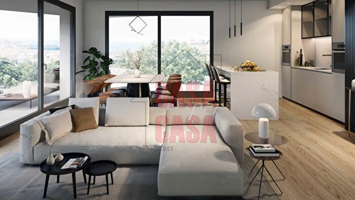 Appartamento quadrilocale in vendita in Via Maggio, Abano Terme