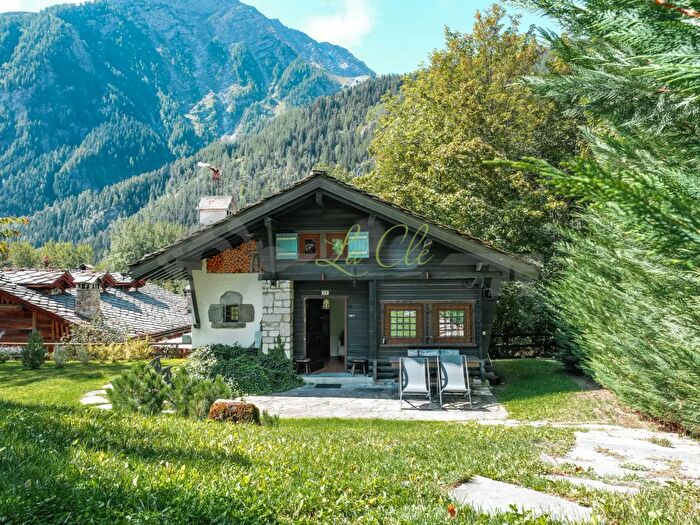 Appartamento trilocale in affitto in Courmayeur