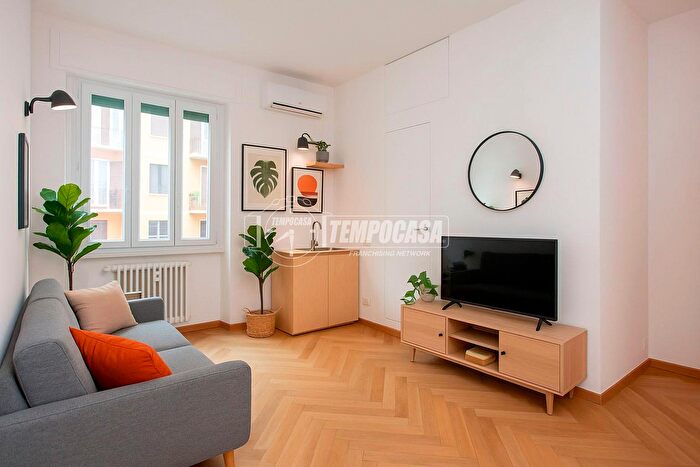 Appartamento monolocale in vendita in Via San Calocero, Milano