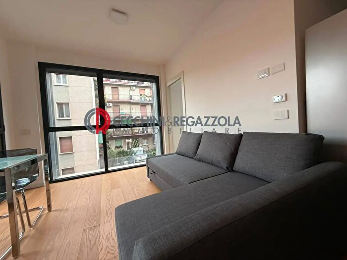 Appartamento bilocale in affitto in Via Fulcieri Paulucci De Calboli, Milano