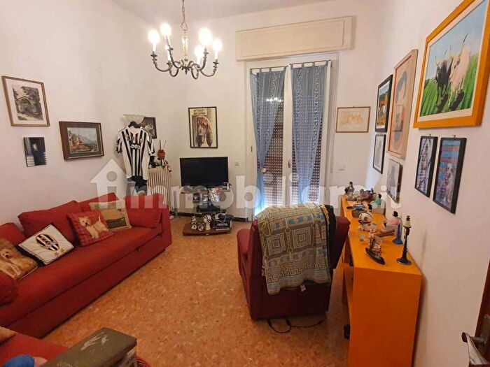 Appartamento con 6 locali in affitto in Romito Magra, Arcola