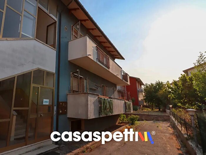 Appartamento quadrilocale in vendita in Via Francesco Tomassini, Serra De' Conti