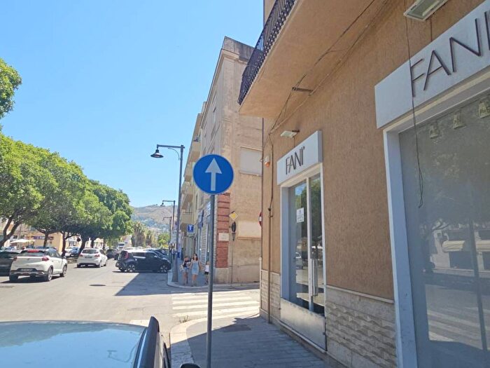 Casa in affitto in Via Giovanni Battista Fardella, Centro, Trapani