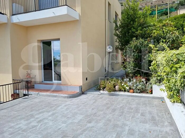 Appartamento trilocale in vendita in Corso Mazzini, Sanremo