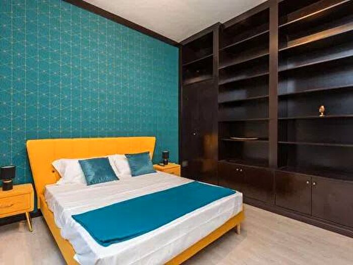 Appartamento trilocale in affitto in Viale Aurelio Saffi, Trastevere, Roma