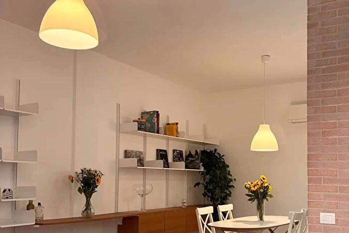 Appartamento monolocale in affitto in Via Ampola, Milano