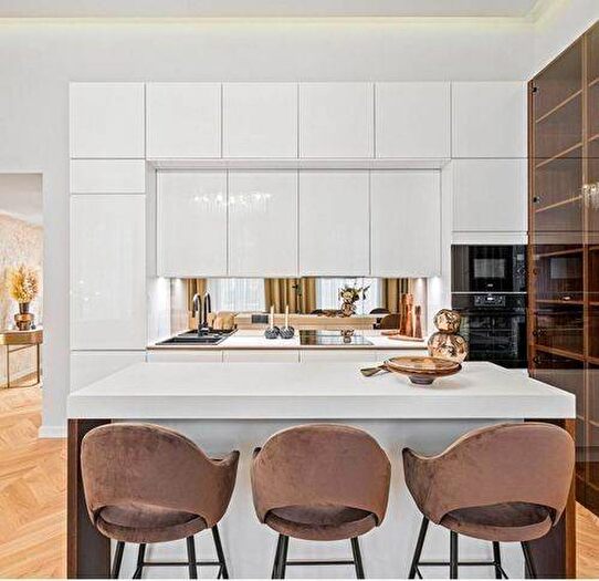 Appartamento quadrilocale in affitto in Via Alessandro Manzoni, Brera, Milano