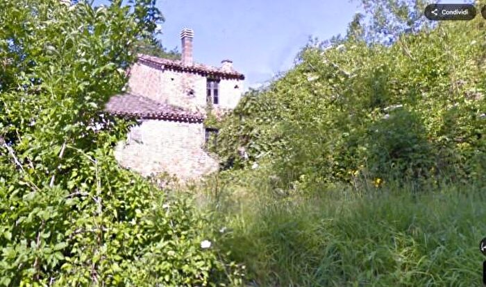 Casa con 6 locali in vendita in Montefelcino