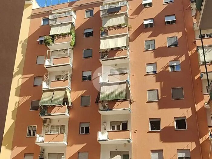 Appartamento quadrilocale in vendita in Largo Somalia, Roma