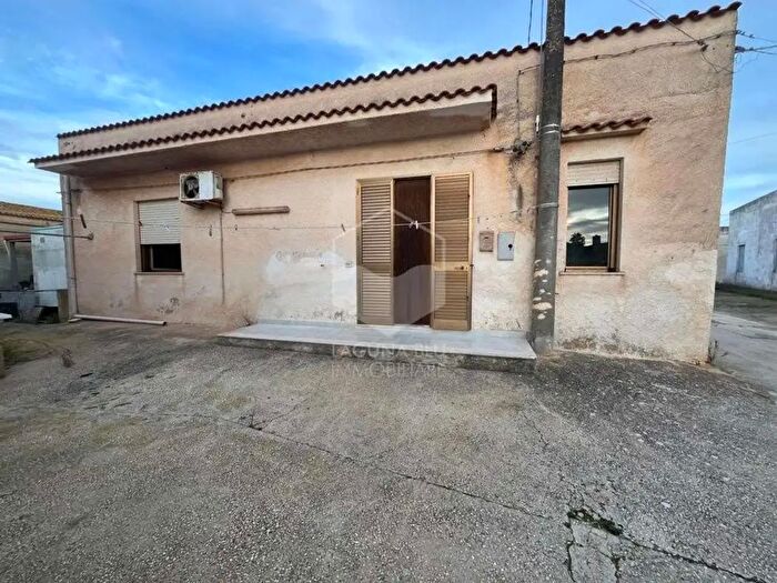 Casa quadrilocale in vendita in Cda Bufalata, Marsala