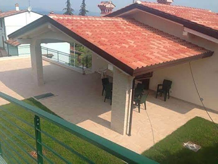 Appartamento trilocale in affitto in Centro, Pozzolengo