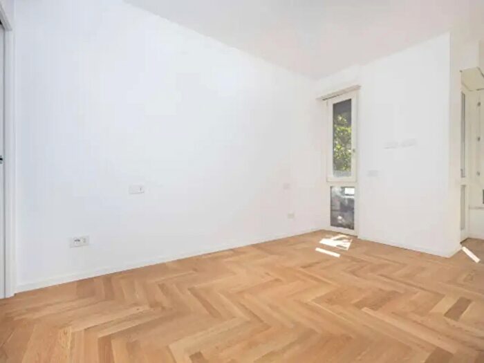 Appartamento bilocale in vendita in Via Melzi dEril, Milano