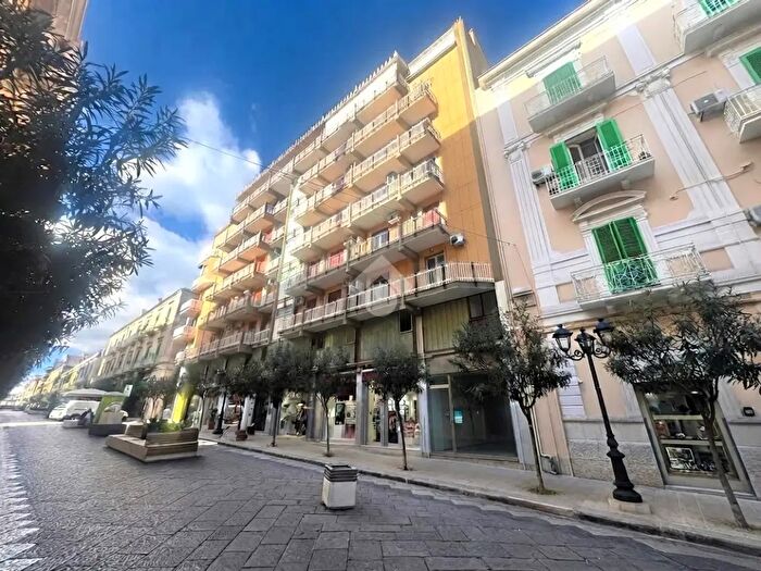 Appartamento bilocale in vendita in CSo Umberto I, Molfetta